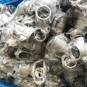 cam grooved coupling packaging